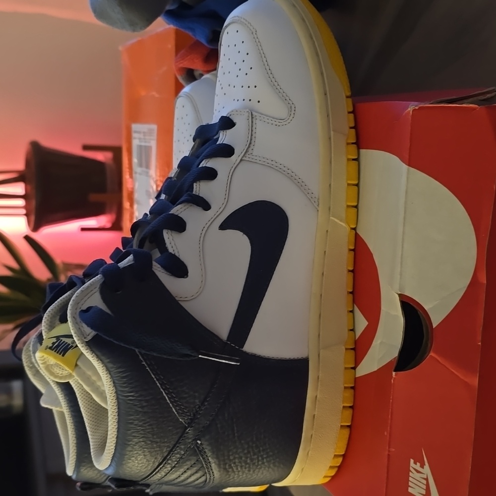 2007 Nike Dunk High Mens 12. Amazing Condition. Clean Insoles. - Picture 2 of 8